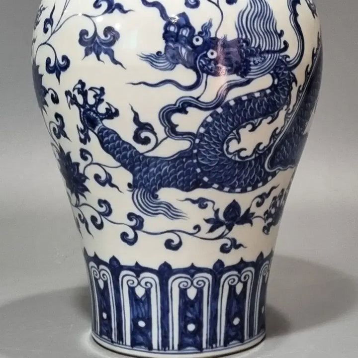 [BUNJANG] Ming Dynasty Xuande Celadon Porcelain Vase / 대명선덕년제 청화화봉문매병. 고28