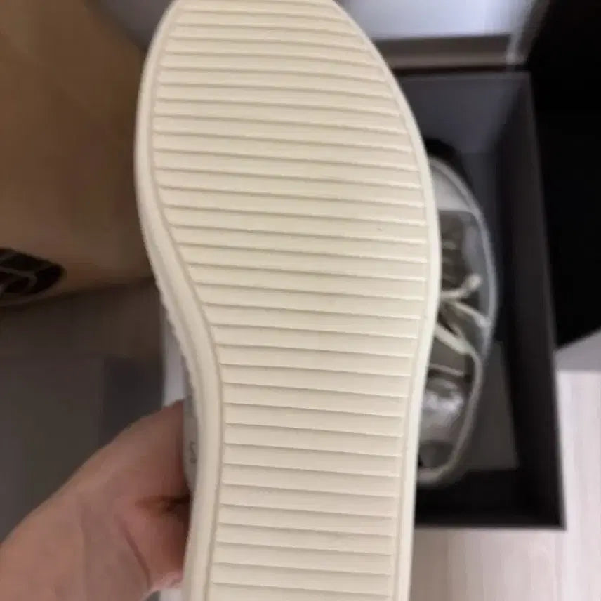 [BUNJANG] Rick Owens Ramones Milk Gray Sneakers / (새상품) 릭오웬스 라몬즈 밀크그레이 스니커즈 43