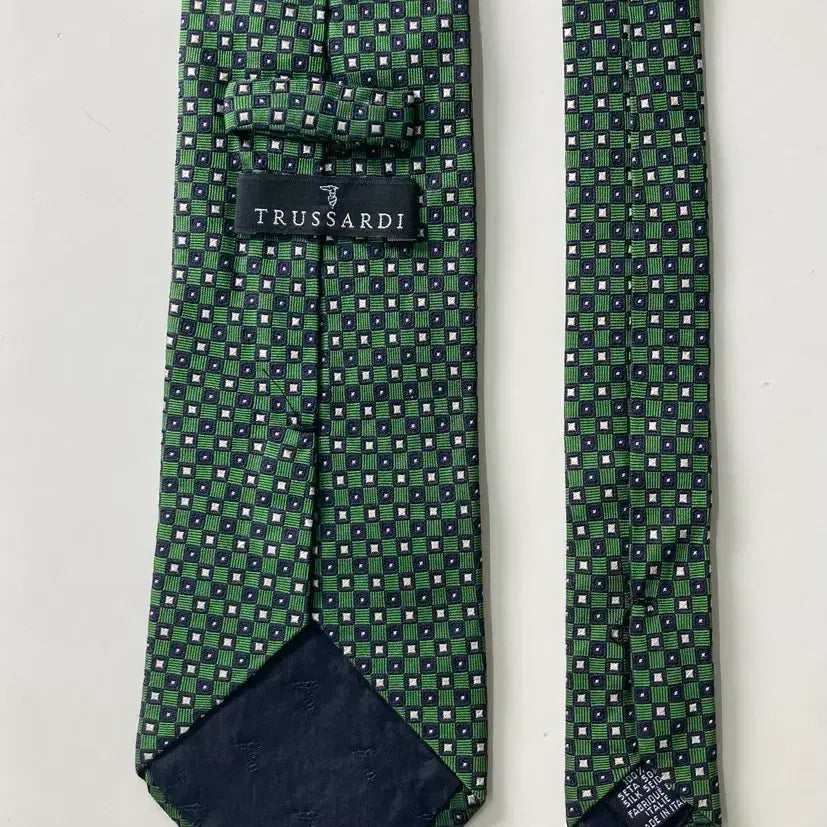 [BUNJANG] Trussardi Tie / 트루사르디 넥타이