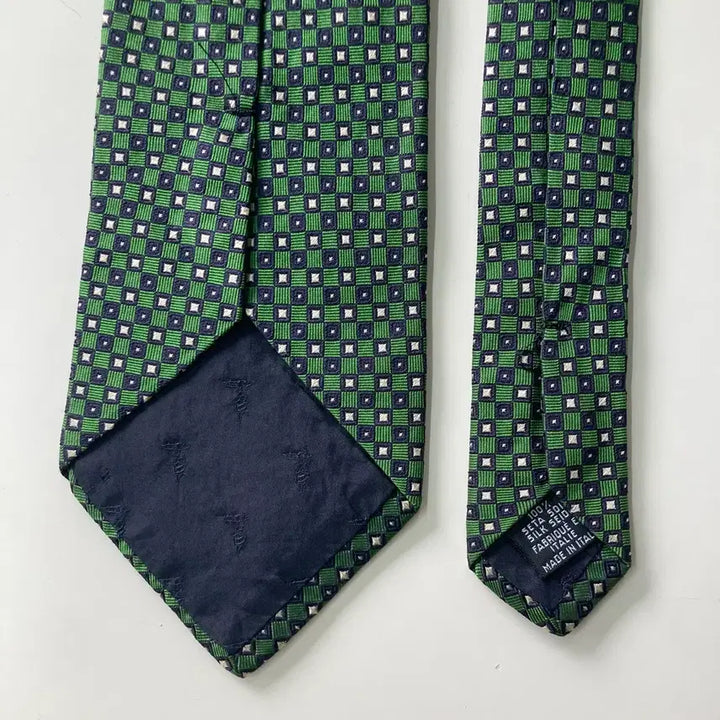[BUNJANG] Trussardi Tie / 트루사르디 넥타이