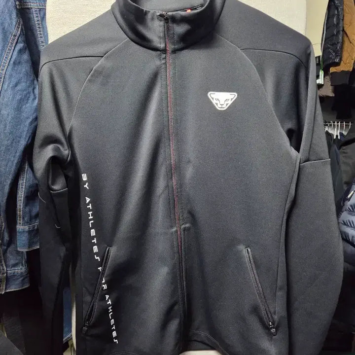 [BUNJANG] Dynafit Black Track Jacket / 다이나핏 블랙 트랙 자켓