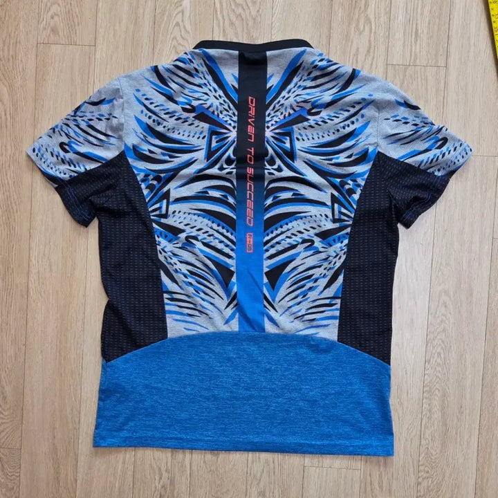 [BUNJANG] PGNC 95 Size Short Sleeve T-shirt / 미사용 패기앤코 PGNC 반팔티 95사이즈  (줄자사진 참고하시길요)