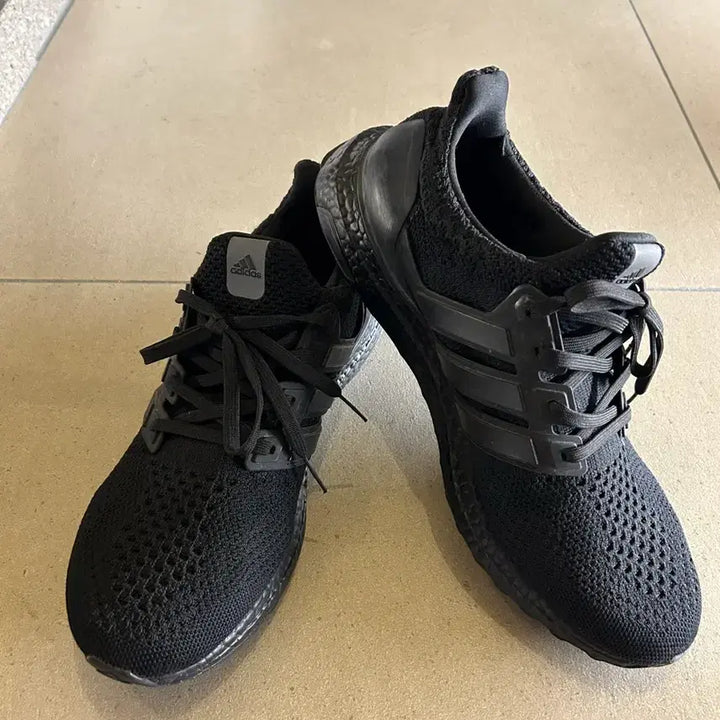 [BUNJANG] Adidas Ultraboost 275mm Running Shoes / 아디다스 울트라부스트 275mm
