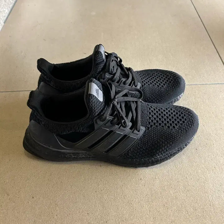[BUNJANG] Adidas Ultraboost 275mm Running Shoes / 아디다스 울트라부스트 275mm