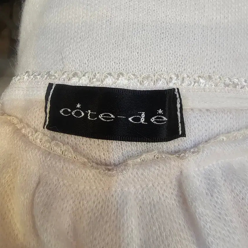 [SOLD OUT] cite de 연핑크블라우스