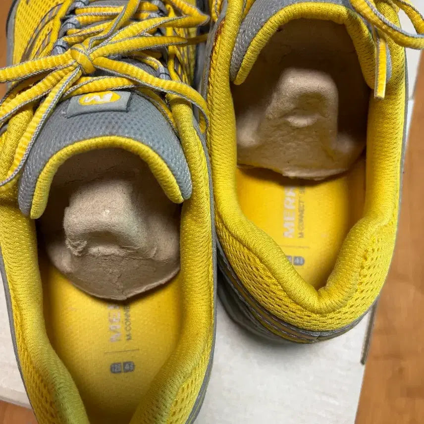 [BUNJANG] Merrell Yellow Trekking Shoes / 메렐 노란색 트레킹화