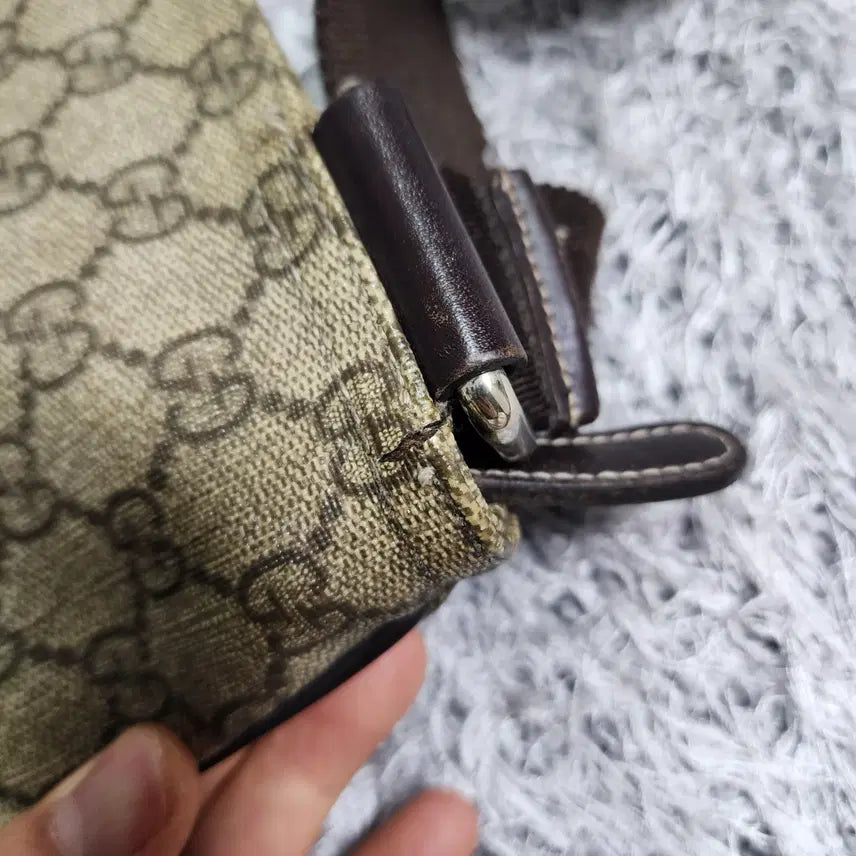 [BUNJANG] Gucci GG PVC Crossbody Bag / 구찌 GG PVC 크로스백