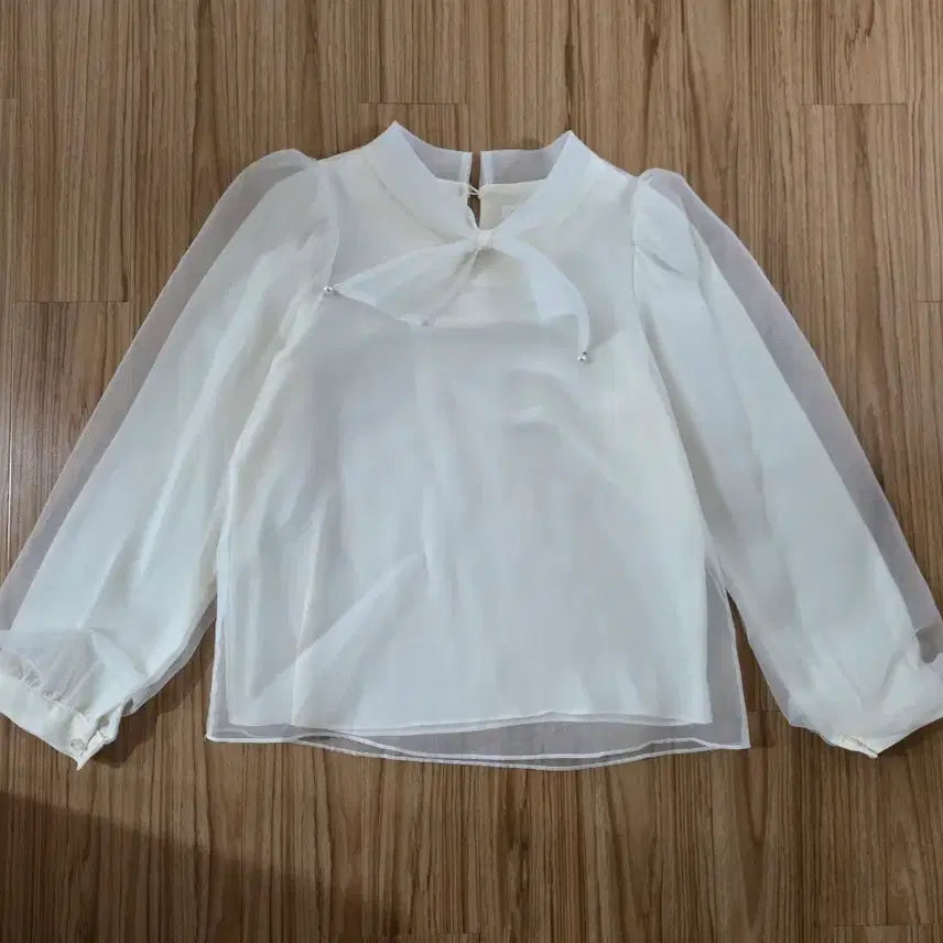 [BUNJANG] O Gundi Ribbon Blouse / 오건디 리본 블라우스