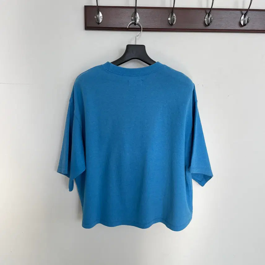 [SOLD OUT] 스튜디오톰보이 여성F 블루 오버핏 반크롭 반팔 티셔츠