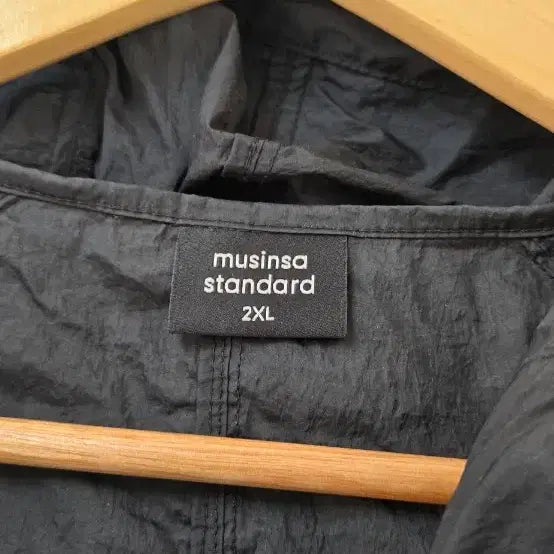 [BUNJANG] Musinsa Standard Black Hooded Windbreaker 2XL / 무신사 스탠다드 블랙 후드 바람막이 2XL