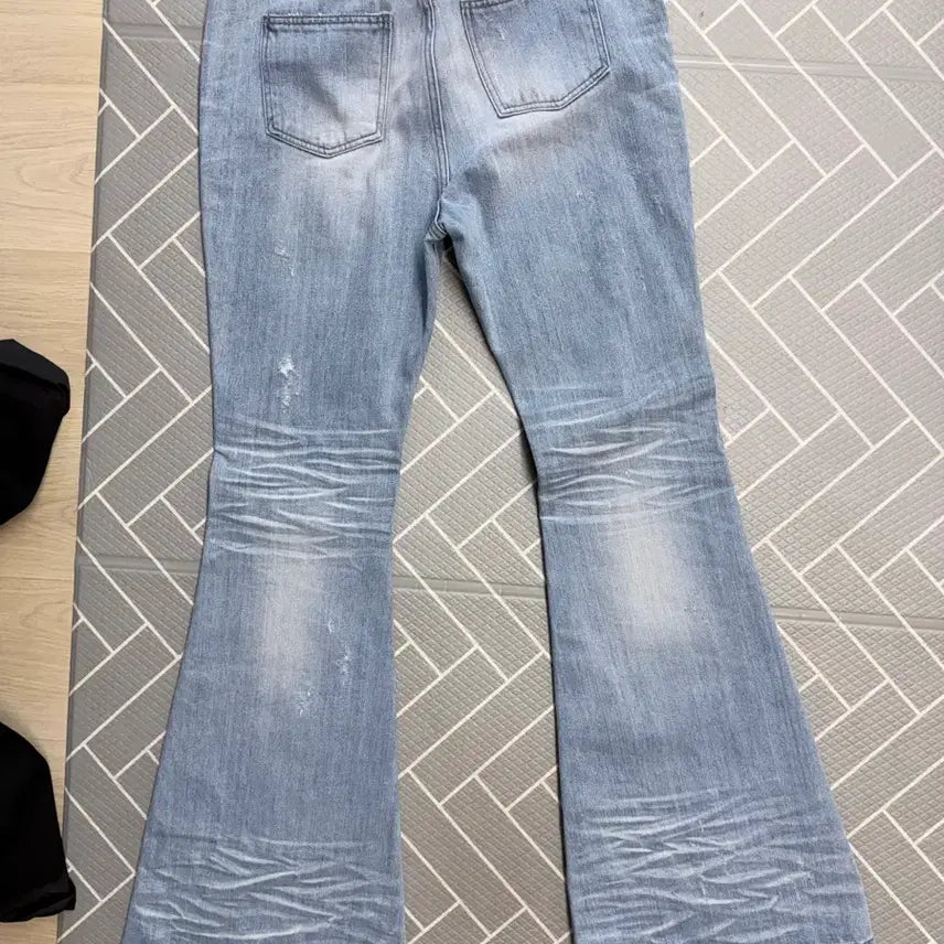 [BUNJANG] Undermycar Crinkle Flare Jeans / 언더마이카 크링클 플레어진
