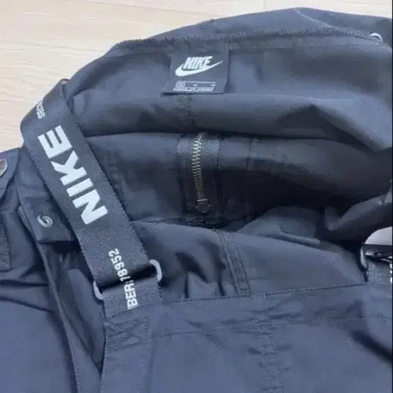 [BUNJANG] Nike City Made Bib Overalls / 나이키 멜빵 바지 시티메이드