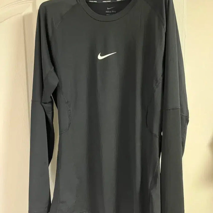 [SOLD OUT] 나이키 프로 드라이핏 긴팔