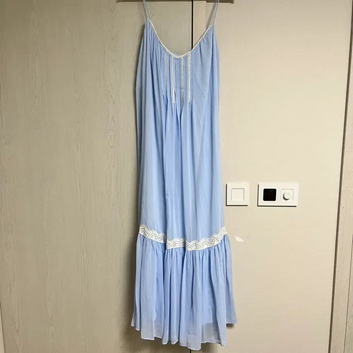 [SOLD OUT] (택달린 새제품) 자라 란제리 스타일 롱 원피스 s사이즈