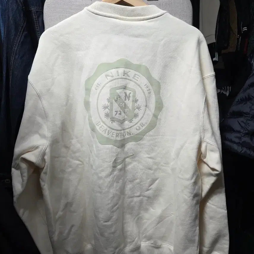 [BUNJANG] Nike Crewneck Sweatshirt Ivory XL / 나이키 크루넥 맨투맨 아이보리 XL 새상품