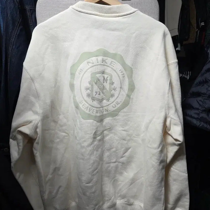 [BUNJANG] Nike Crewneck Sweatshirt Ivory XL / 나이키 크루넥 맨투맨 아이보리 XL 새상품