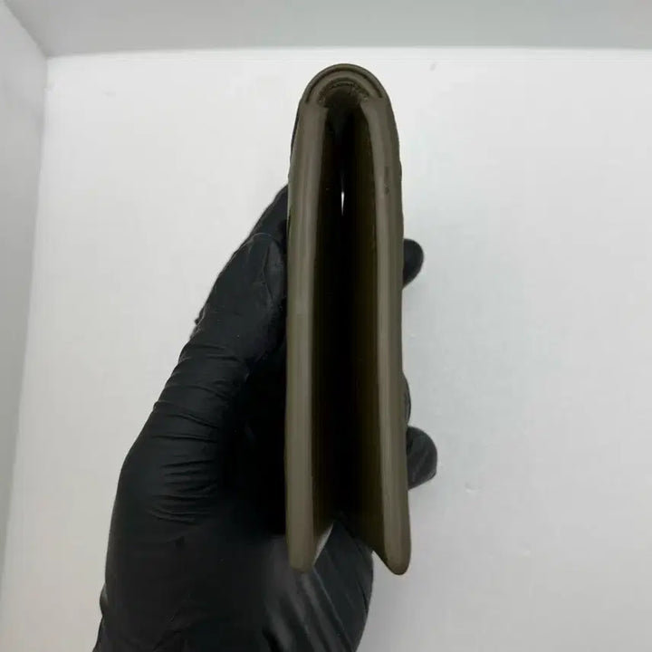 [SOLD OUT] 보테가베네타 인트레치아토 반지갑 투톤