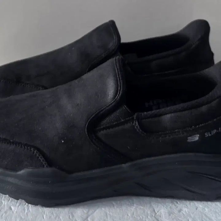 [BUNJANG] Skechers Equalizer 6.0 Hands Free Slip-ins Sneakers / [260] 스케쳐스 이퀼라이저6.0 핸즈프리 슬립인스ㅡ미착용새상품