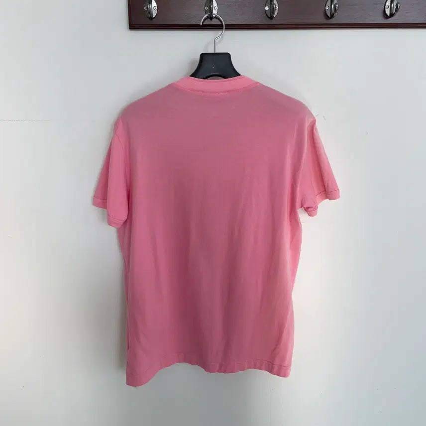 [SOLD OUT] 돌체앤가바나 공용M-L 브이넥 핑크 반팔 티셔츠