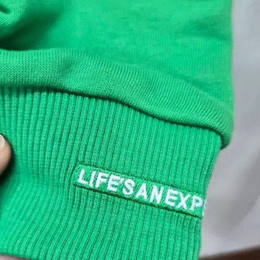 [SOLD OUT] 디스커버리 익스페디션 그린 맨투맨 티셔츠
