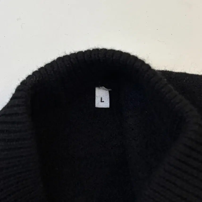 [BUNJANG] Ami Big Heart Intarsia Sweater / 아미 빅 하트 인타르시아 스웨터