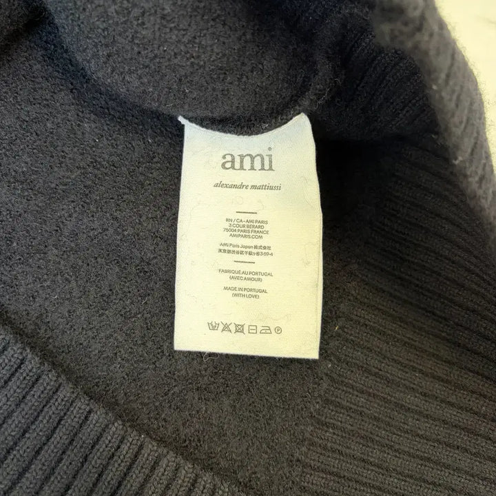 [BUNJANG] Ami Big Heart Intarsia Sweater / 아미 빅 하트 인타르시아 스웨터