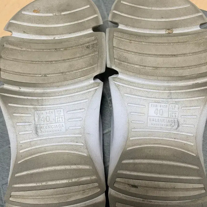[BUNJANG] Balenciaga Flip Flops / 발렌시아가 화이트 쪼리 플립플립 40