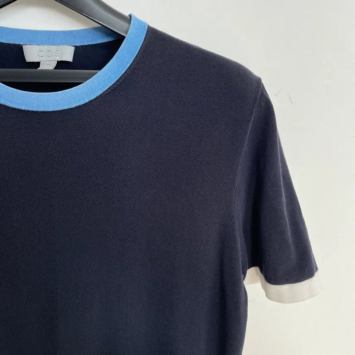 [BUNJANG] COS Navy Ringer Short Sleeve T-shirt / 코스 공용S-M 네이비 링거 반팔 티셔츠