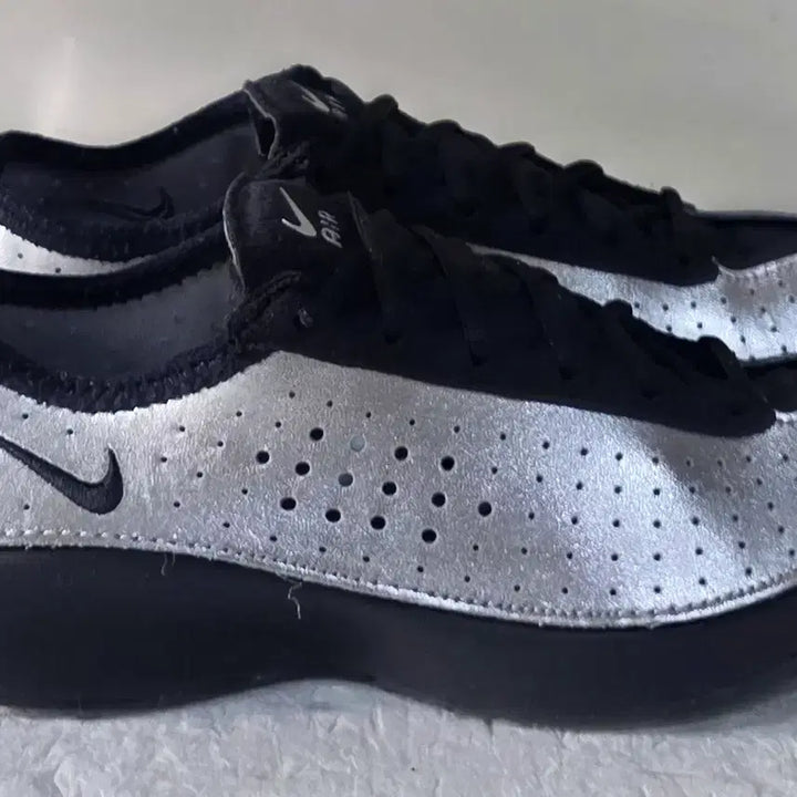 [BUNJANG] Nike Air Superfly Metallic Silver Black Sneakers / [235] 나이키 에어 슈퍼플라이 메탈릭실버블랙ㅡ단종매물