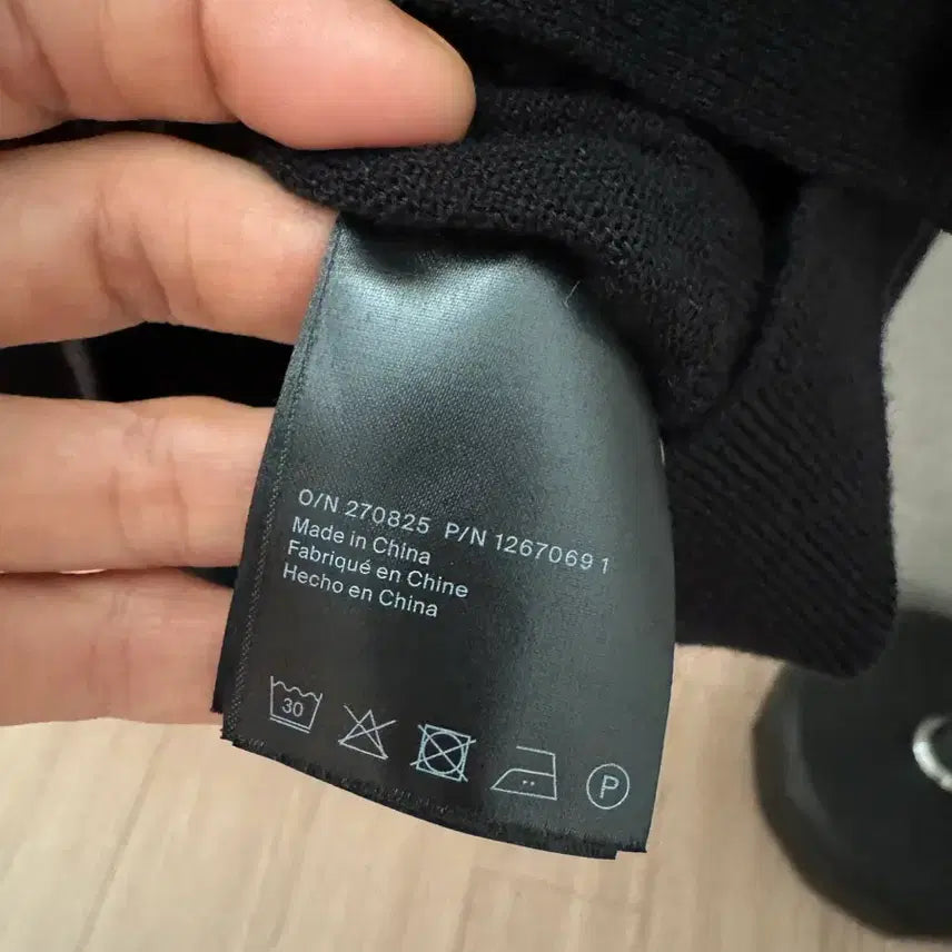 [SOLD OUT] 코스 메리노울 린넨 블렌드 브이넥 가디건 xs