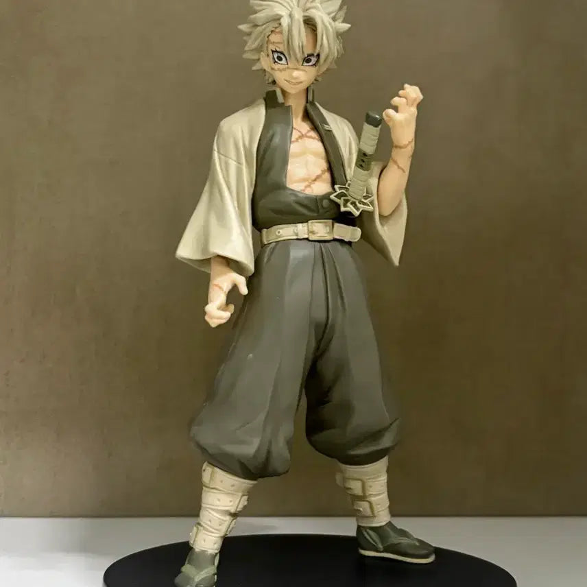 [BUNJANG] Demon Slayer Sanemi Figure / 귀멸의 칼날 사네미 피규어