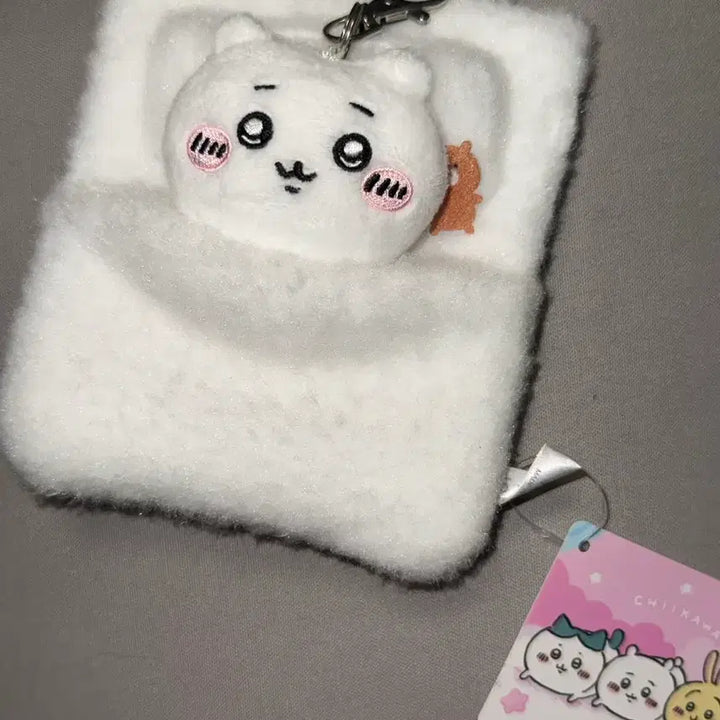 [BUNJANG] Chikawa Lilpas Keyring Mascot / 치이카와 이불 릴패스 키링 마스코트 포카홀더