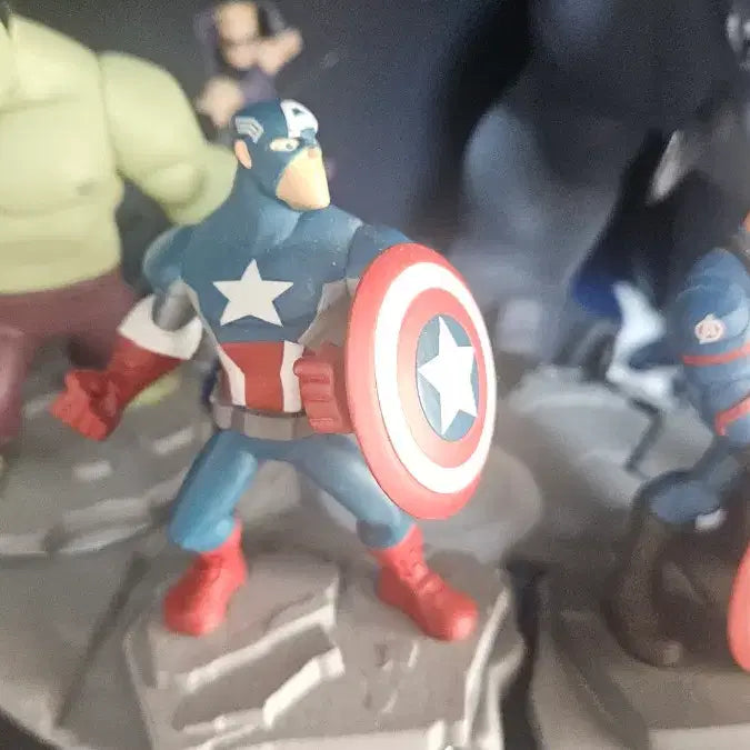[BUNJANG] Disney Infinity Avengers Figures Set with Stands / 디즈니 인피니티 어벤져스 피규어  받침대포함