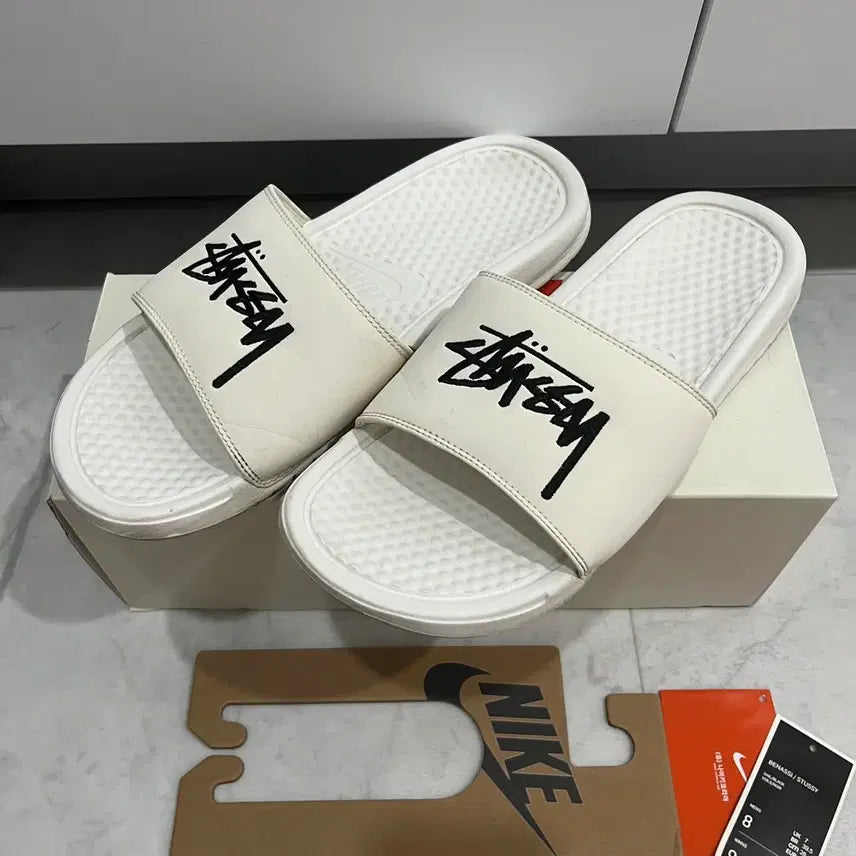 [BUNJANG] Nike x Stussy Benassi Slide Sandals / 나이키 x 스투시 베나시 슬라이드 슬리퍼