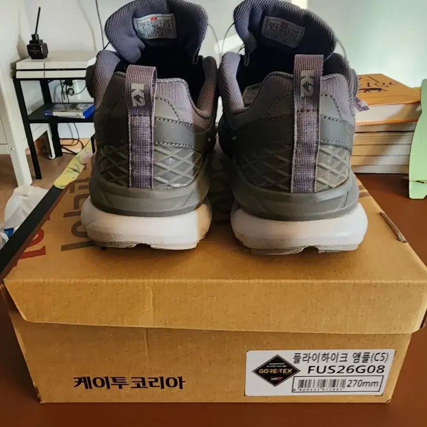 [BUNJANG] K2 Fly Hike GORE-TEX Hiking Shoes - Grey (270) / K2 플라이하이크 고어텍스 등산화 그레이 270