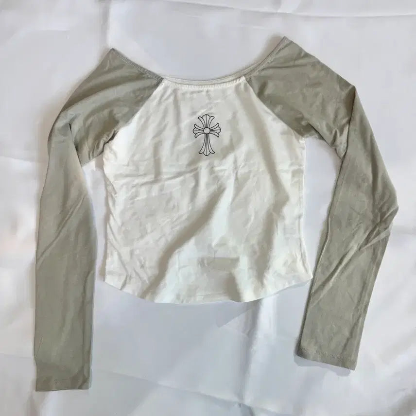 [BUNJANG] Printing Raglan T-Shirt - Ivory / 프린팅 나그랑 티셔츠