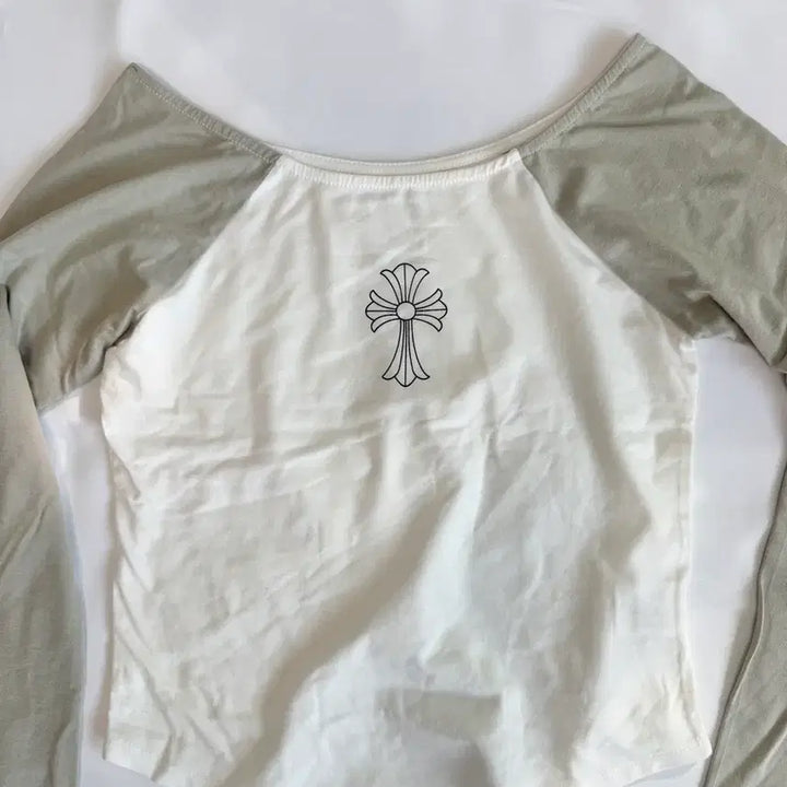 [BUNJANG] Printing Raglan T-Shirt - Ivory / 프린팅 나그랑 티셔츠