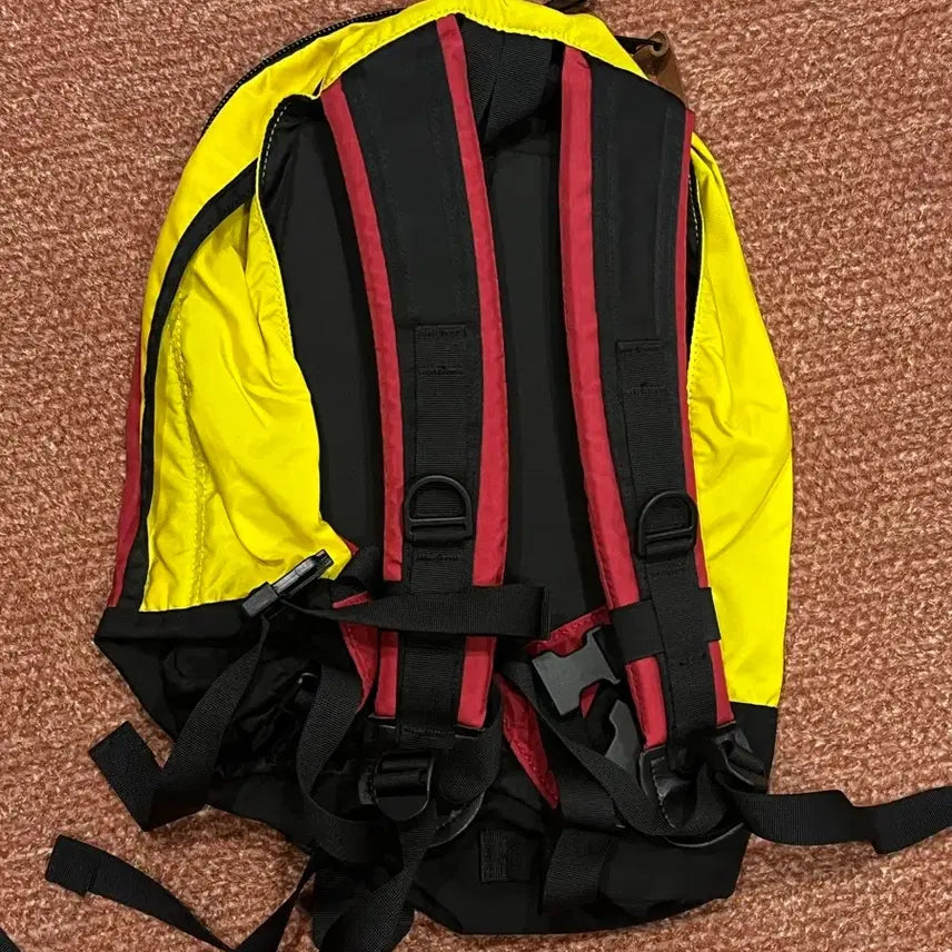 [BUNJANG] Gregory Backpack Red Yellow Black Combination / 그레고리 백팩 새상품