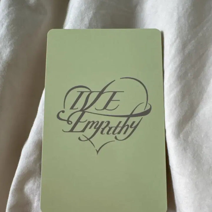[BUNJANG] IVE (Leeseo) Photocard / 아이브 이서 포토카드