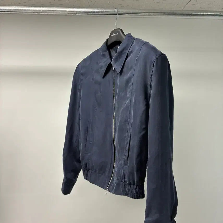[BUNJANG] Noir Fluid Jacket 50 / 노이어 플루이드 자켓 50