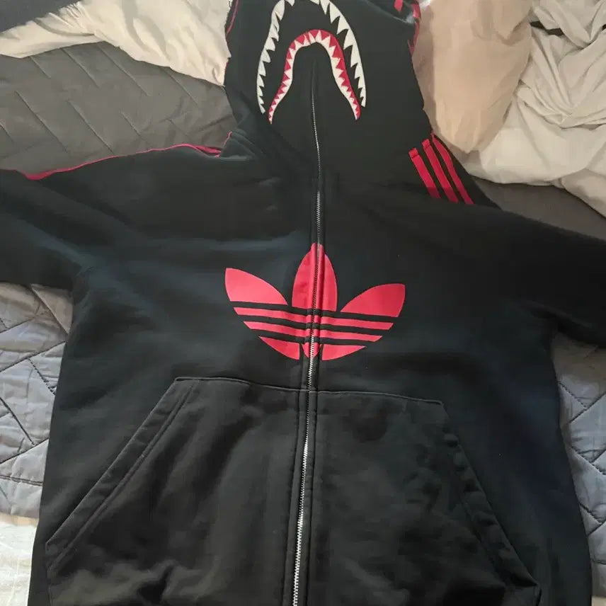 [BUNJANG] Adidas Bape Hoodie Zip-up / 아디다스 베이프 후드집업 판매합니다(캐나다 져지 L또는 XL이랑 교환)