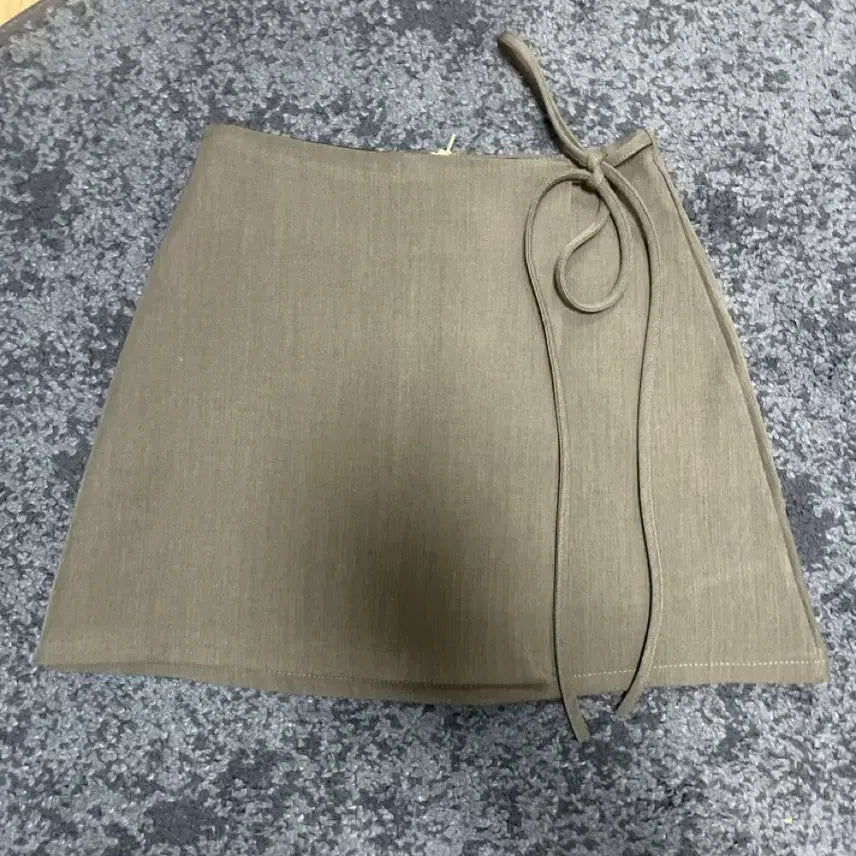 [SOLD OUT] 그레이 미니스커트