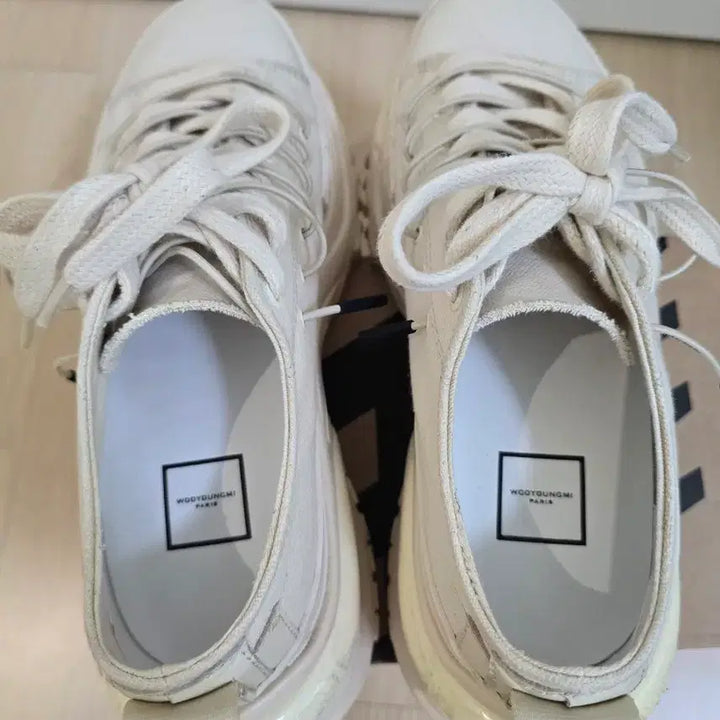 [BUNJANG] Wooyoungmi Double Lace Low Ivory Sneakers / [41]우영미 더블레이스 로우 아이보리