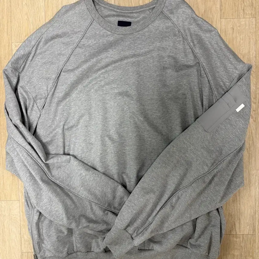 [BUNJANG] Juun.J Side Zip Light Sweatshirt L Grey / 준지 24SS 사이드지퍼 라이트 스웨트 맨투맨 L 그레이
