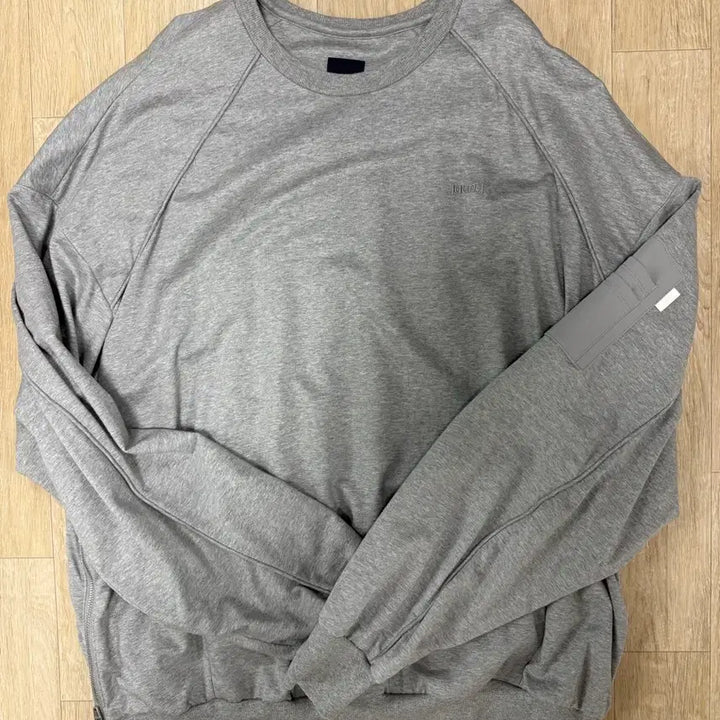 [BUNJANG] Juun.J Side Zip Light Sweatshirt L Grey / 준지 24SS 사이드지퍼 라이트 스웨트 맨투맨 L 그레이