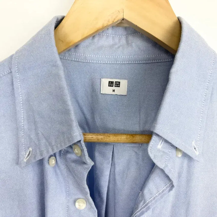 [BUNJANG] Uniqlo Oxford Shirt Light Blue M / 유니클로 옥스포드 셔츠 하늘색 M