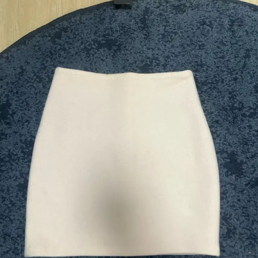 [SOLD OUT] 아이보리 미니 h라인 스커트 (오피스룩)