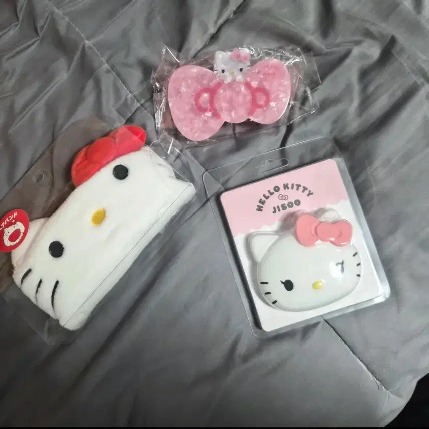 [BUNJANG] Hello Kitty Jisoo Collaboration Set / 헬로키티 지수 콜라보 굿즈