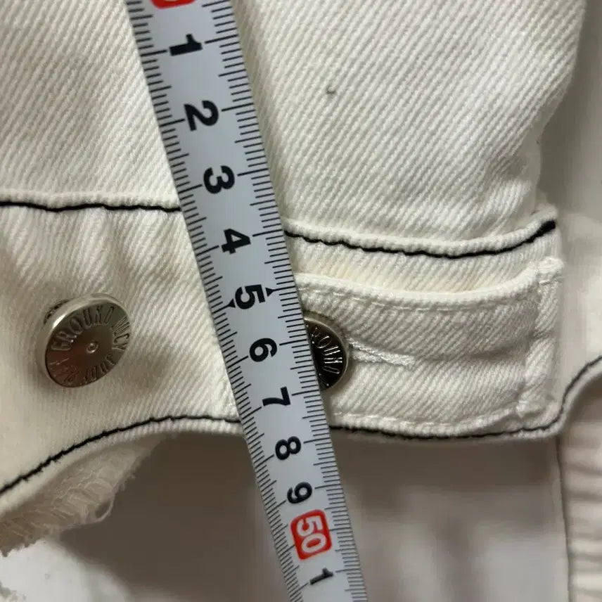 [BUNJANG] Juicy Judy White Denim Crop Jacket 85 / 쥬시쥬디 화이트 데님 크롭 자켓 85