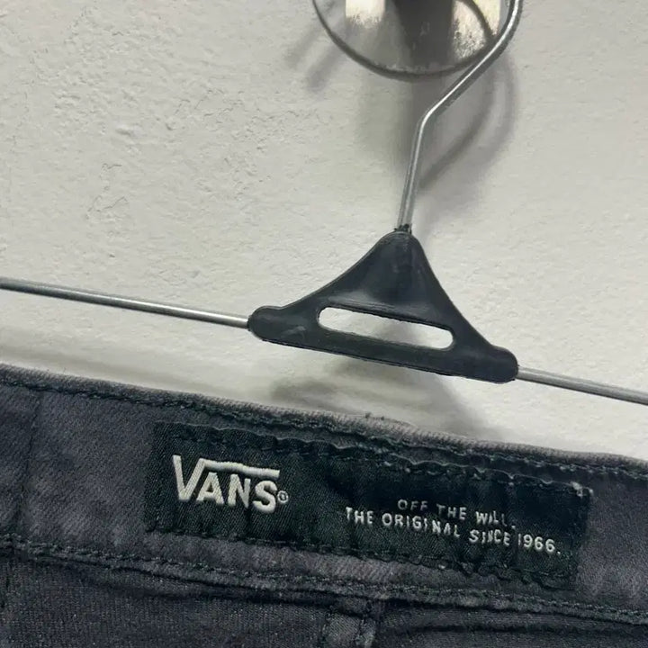 [BUNJANG] Vans Black Denim Shorts Size 27 / VANS 밴스 블랙 데님 반바지 27